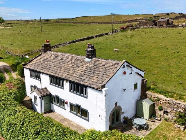 House for sale in Blackshaw Head, West Yorkshire