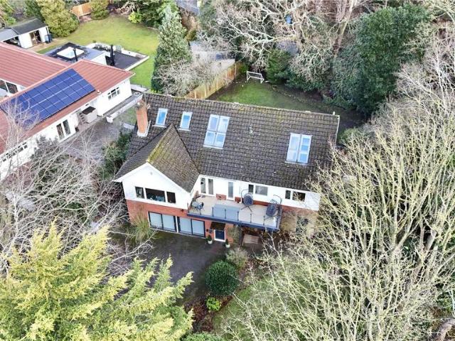 House for sale in Woodchurch, Moreton
