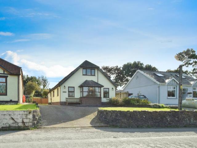 House for sale in Gorslas, Wales