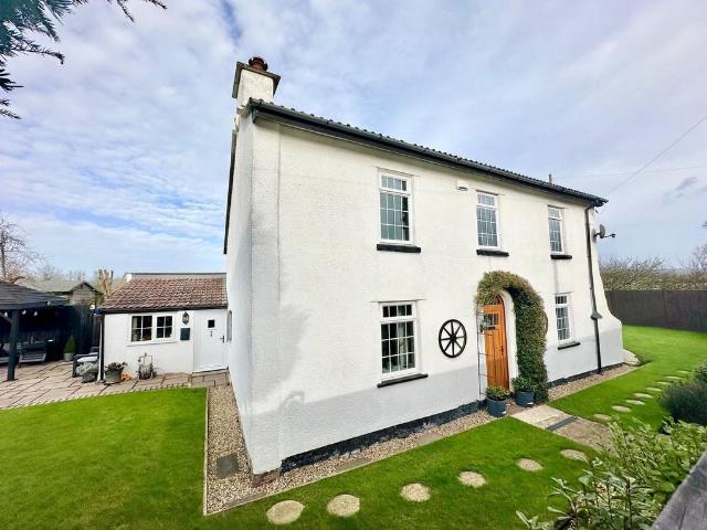 House for sale in Rooksbridge, Tarnock
