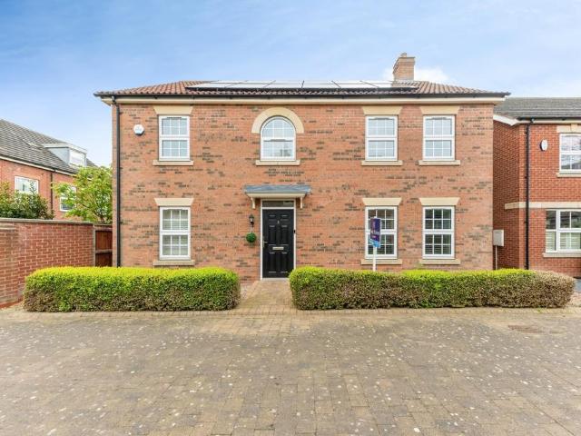 House for sale in Nunsthorpe, Scartho