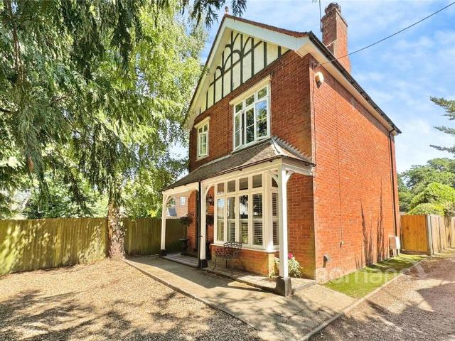 House for sale in Little Sandhurst