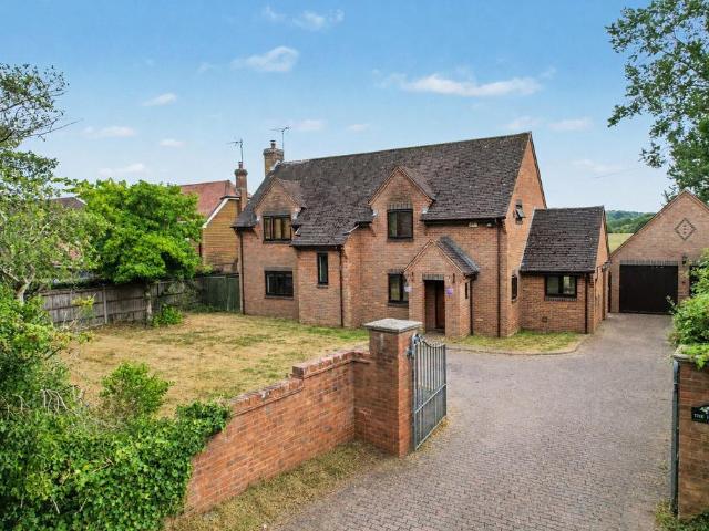 House for sale in Bolton Low Houses, Hampshire