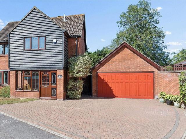 House for sale in Upminster, Greater London