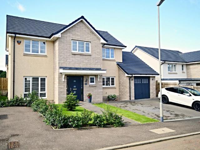 House for sale in Irvine, Scotland