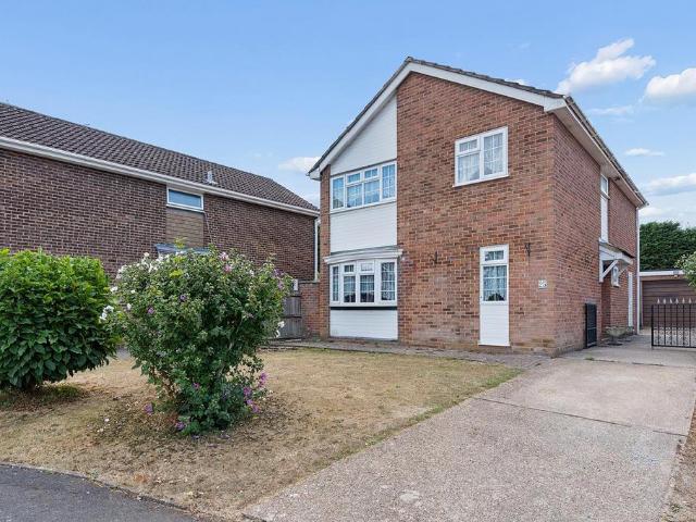 House for sale in The Butts, Kent