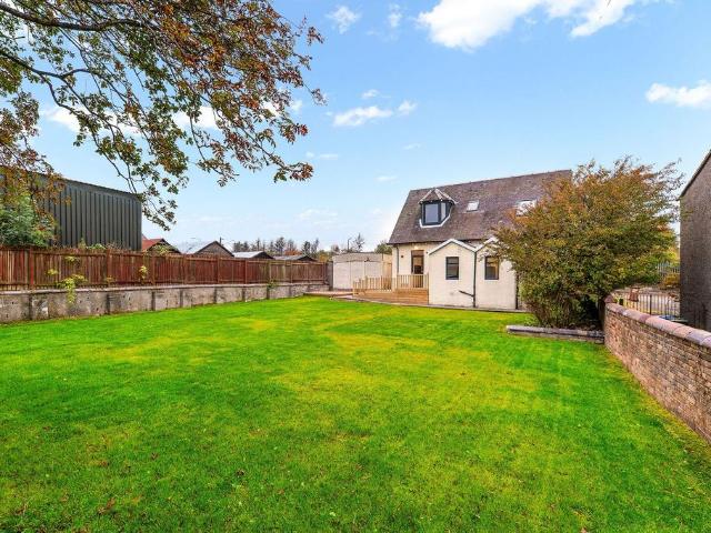 House for sale in Uphall Station, Scotland