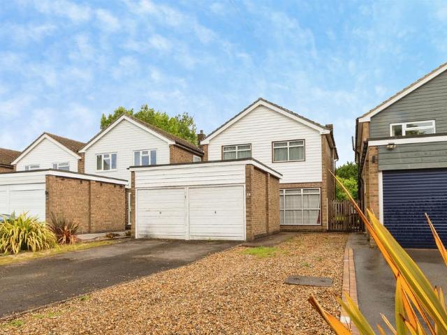 House for sale in Kingfisher Park, Colliers End