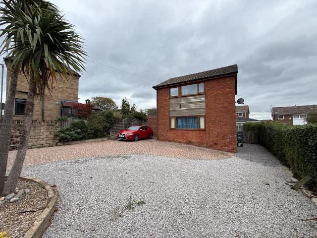 House for sale in London Park, Mirfield