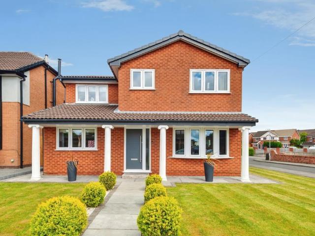 House for sale in Pewfall, Haydock
