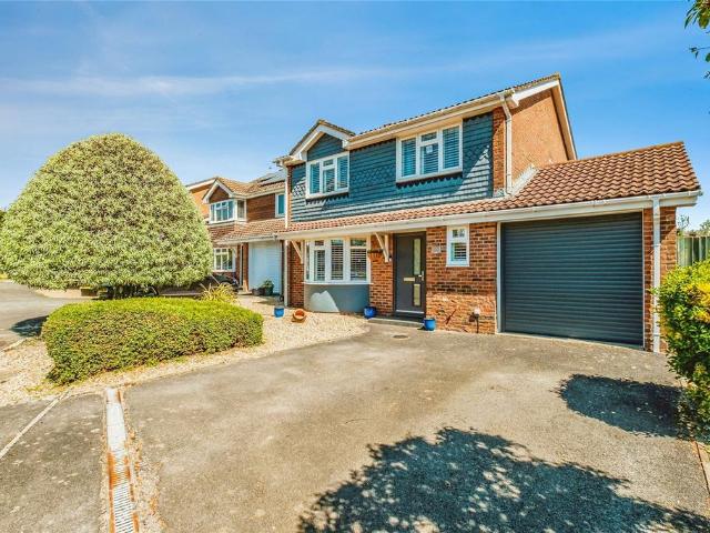 House for sale in Horsham, West Sussex