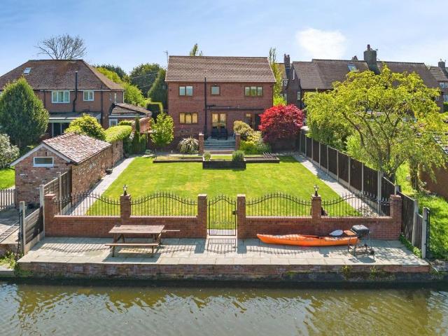 House for sale in Appleton, Warrington