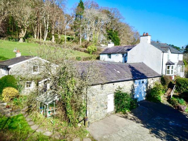 House for sale in Caerhun, Llanbedr-y-cennin