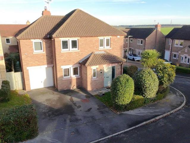 House for sale in Badsworth, West Yorkshire