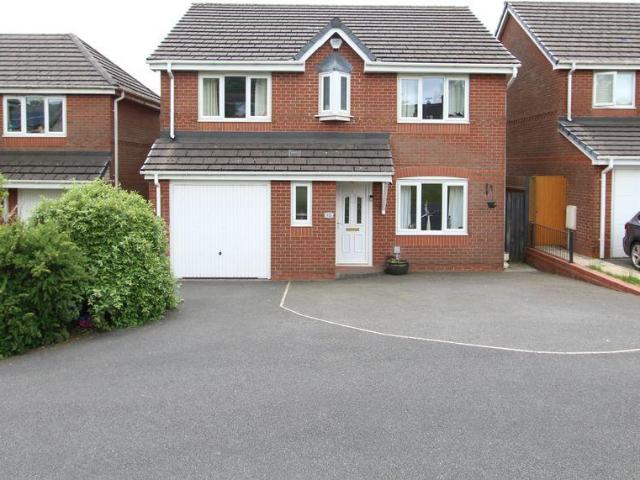 House for sale in Britannia, Irwell Vale