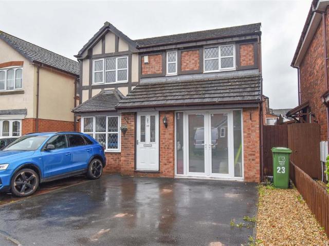 House for sale in Fell Lane
