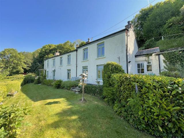 House for sale in Tywardreath Highway, St Blazey