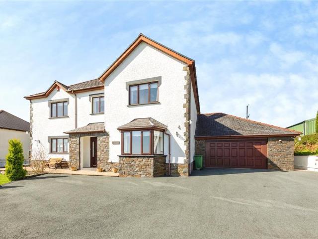 House for sale in Cynwyl Elfed, Cwmduad
