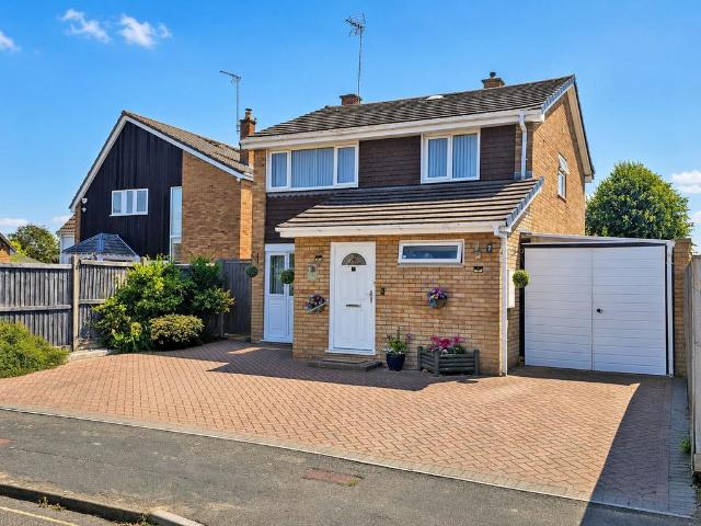 House for sale in Cranham Gate, Pamington