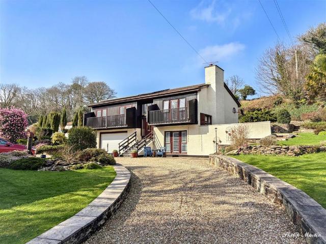 House for sale in Chacewater, Cornwall