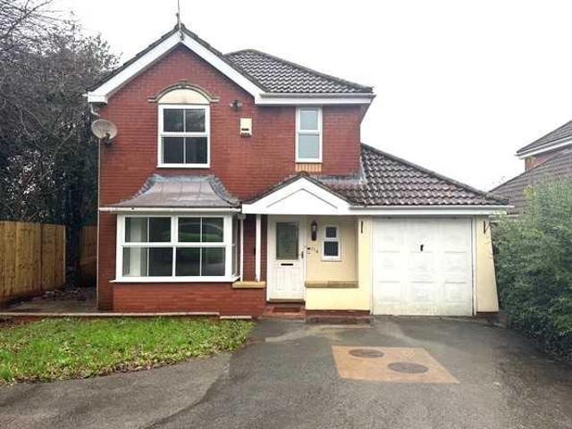 House for sale in Llanharan, Bryncae