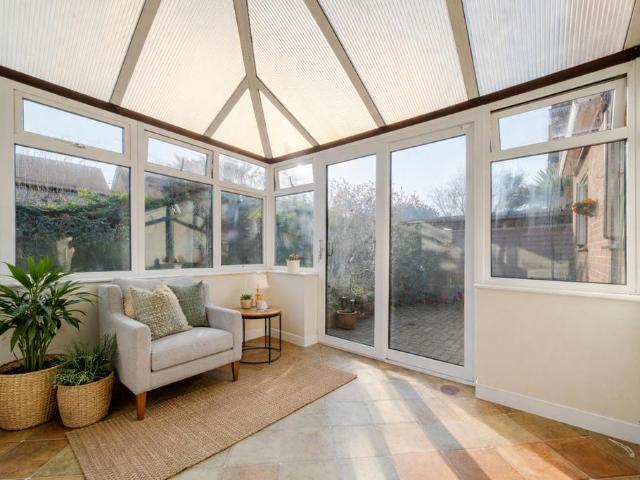 House for sale in Oad Street, Kent