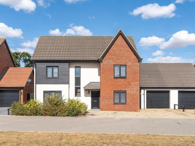 House for sale in New Rackheath, Crostwick