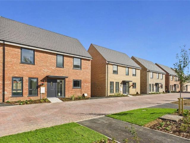 House for sale in Dale Hill, Essex