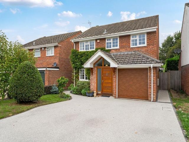 House for sale in Rownhams, Test Valley