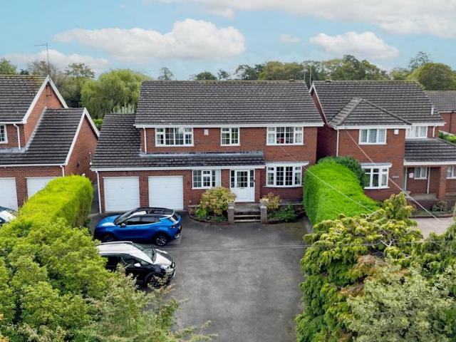 House for sale in Saughall and Shotwick Park, Saughall
