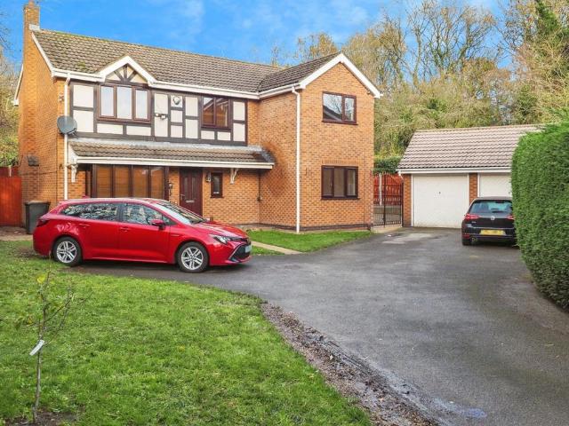 House for sale in Attenborough, East Midlands