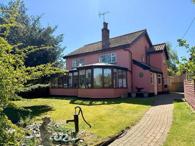 House for sale in Eastbridge, Suffolk