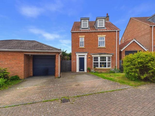 House for sale in South Cave, Riplingham