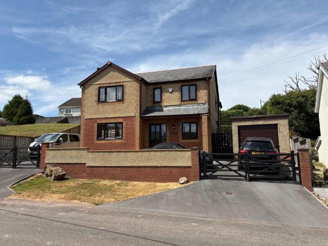 House for sale in Llanfihangel Aberbythych, Wales
