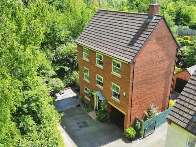 House for sale in Doseley, Telford
