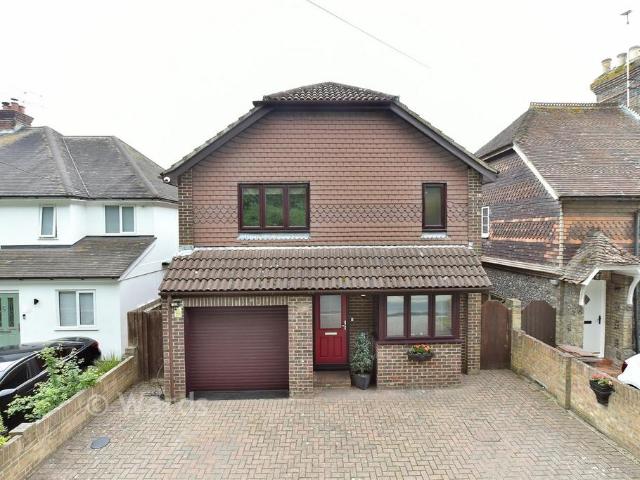 House for sale in Chatham