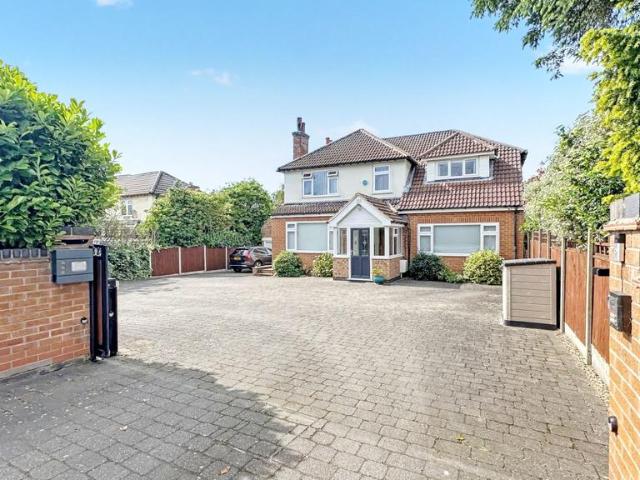 House for sale in Potters Corner, East Midlands