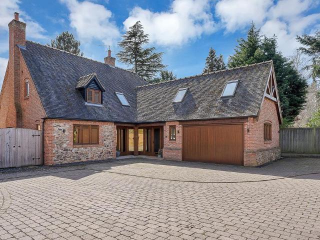 House for sale in Quorndon, Elmfield