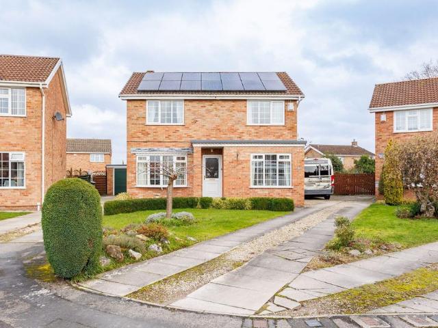 House for sale in Woodthorpe, High Field