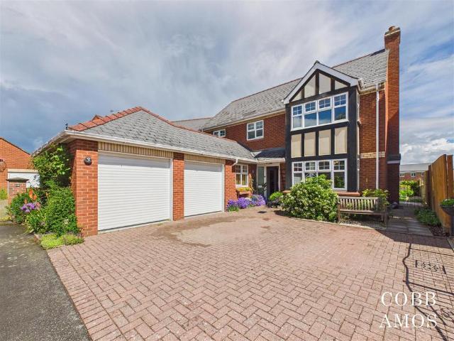 House for sale in Madley