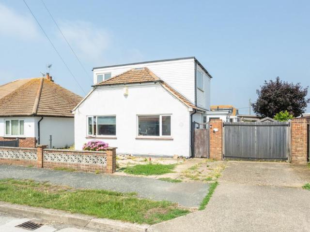 House for sale in Studd Hill, Whitstable