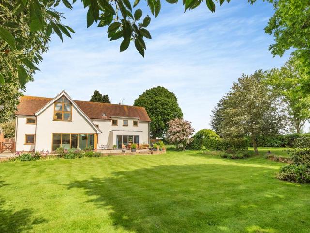 House for sale in Chelmondiston, Suffolk