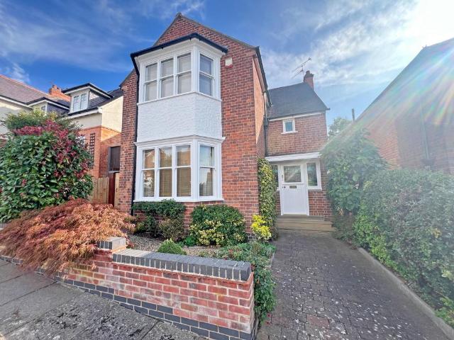 House for sale in Western Park, Leicester