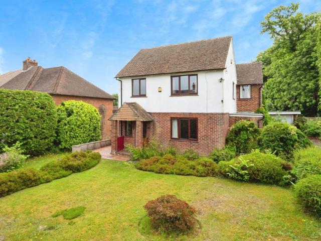 House for sale in Sandown Park, Kent