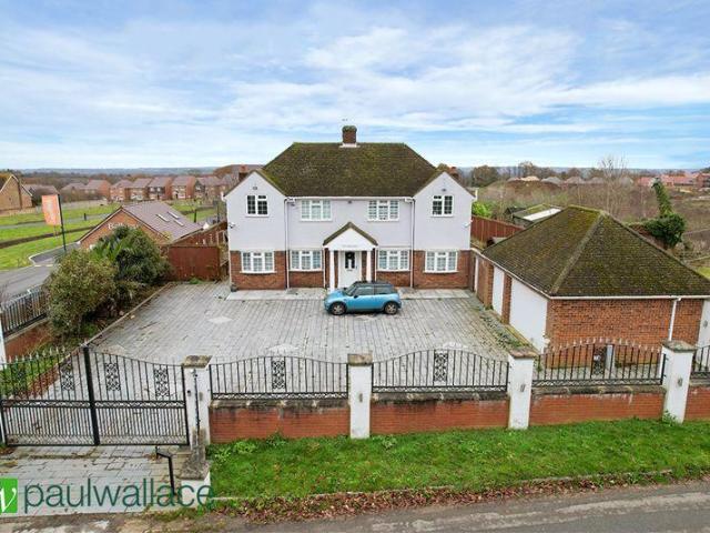 House for sale in Goffs Oak, Broxbourne