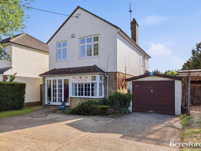 House for sale in Chipping Hill, Essex