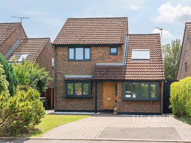 House for sale in Throop, Bournemouth