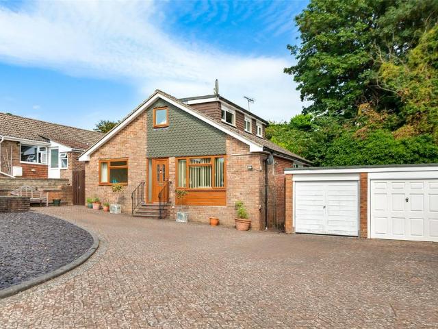 House for sale in Marehill, Horsham