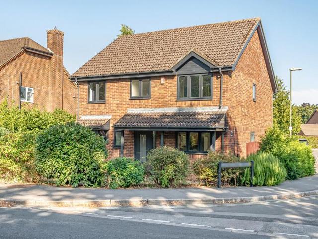 House for sale in Fareham, Hampshire