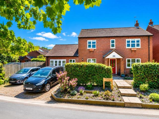 House for sale in Holmpton, East Riding Of Yorkshire